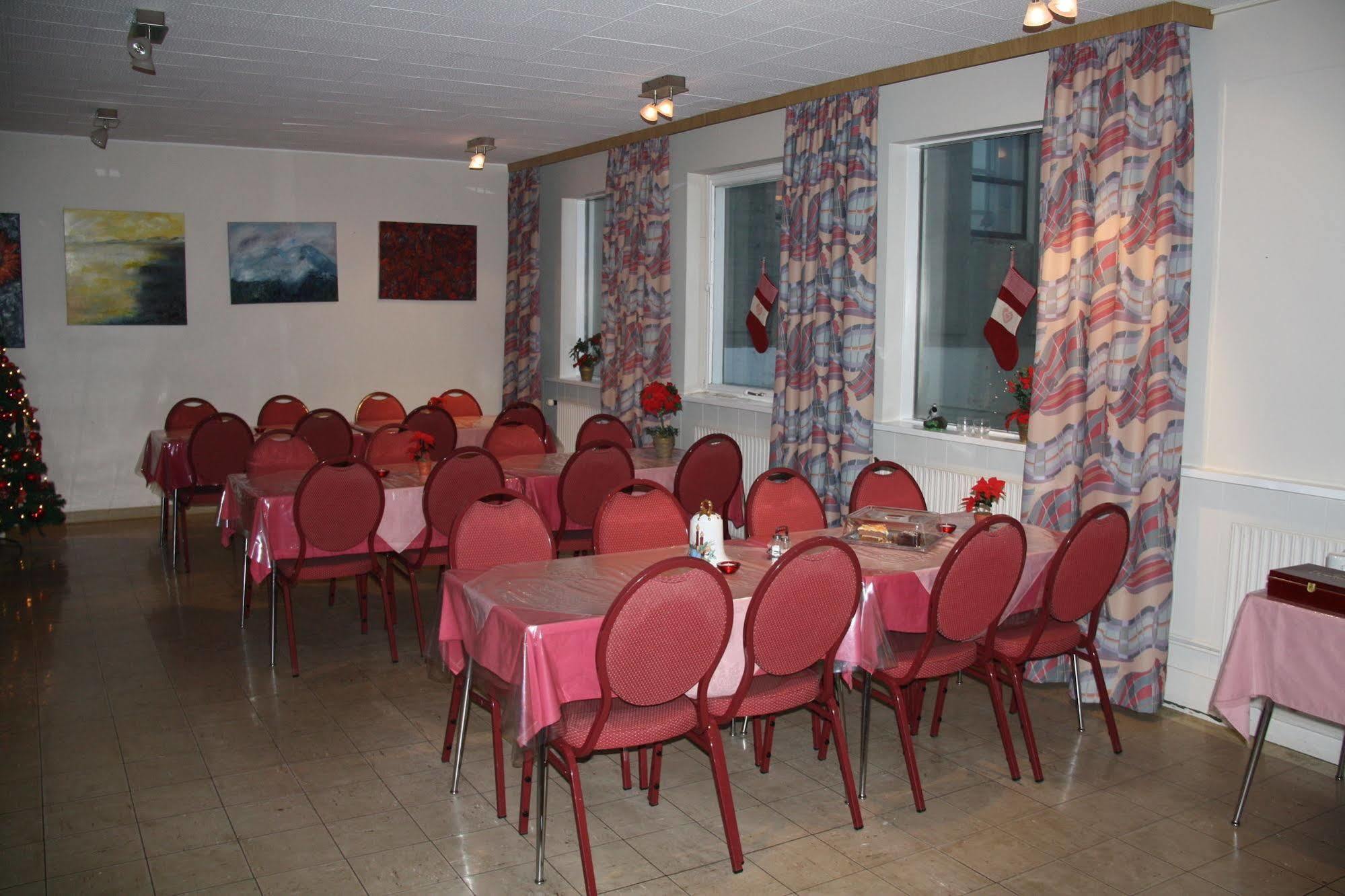 Reykjanes Hostel Exteriör bild